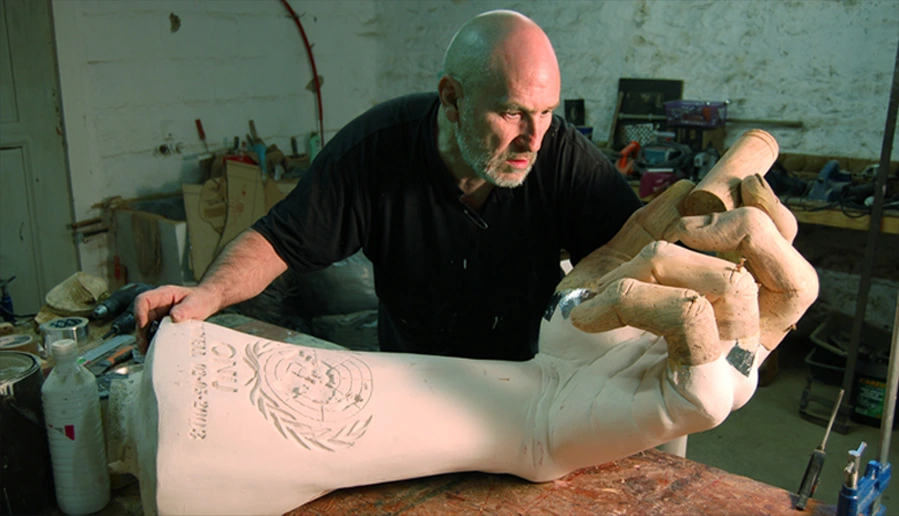 Jacques Gastineau Creation - sculpture onu irak 